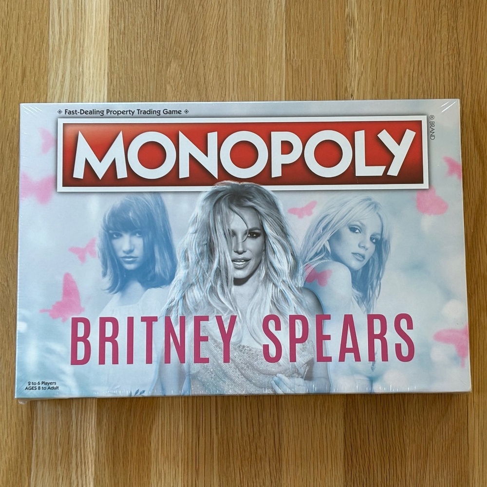 Monopoly BRITNEY SPEARS Board Game 2022 Collector's Edition - New / Sealed